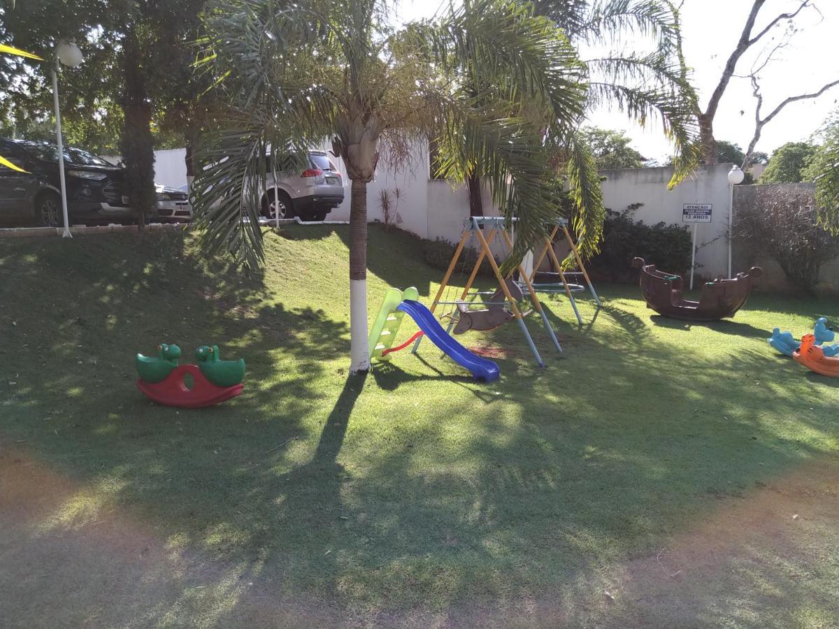 Lago Vista: Apartamento com Cozinha e Churrasqueira Privativa Caldas Novas Exterior photo
